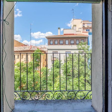 Apartamentos Coso Сарагоса Экстерьер фото