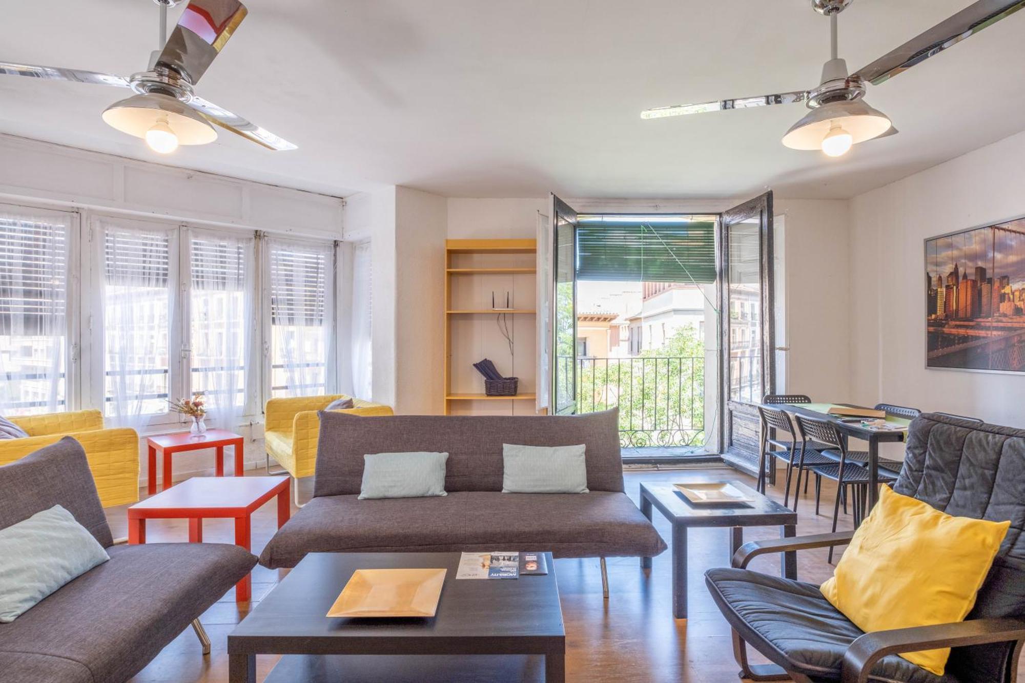 Apartamentos Coso Сарагоса Экстерьер фото